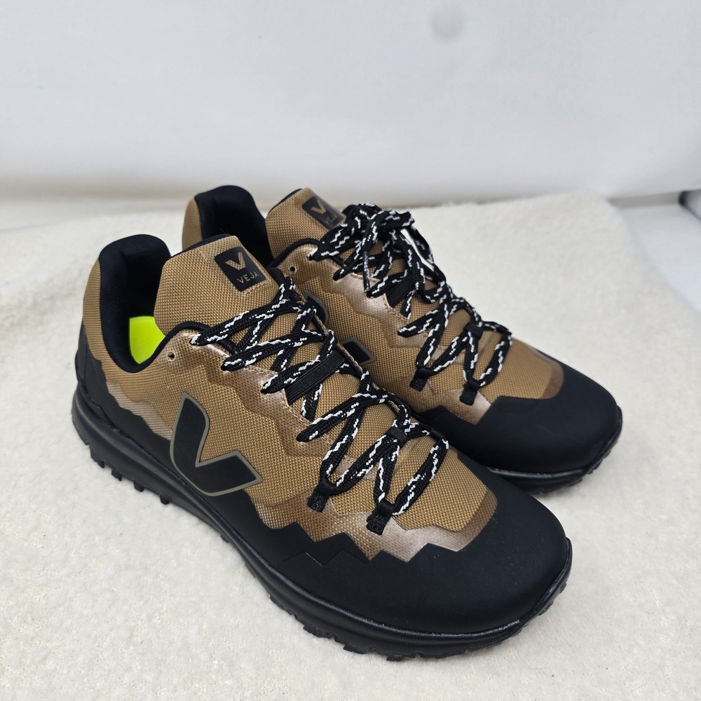 Veja Mens 8.5 Fitz Roy Trail Sneakers Brown Black Trek-Shell Hiking Shoes